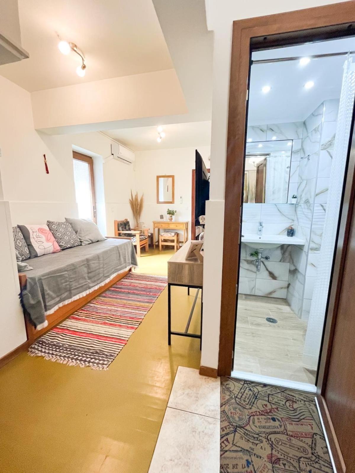 Miltiadis Apartments Kokkari Esterno foto